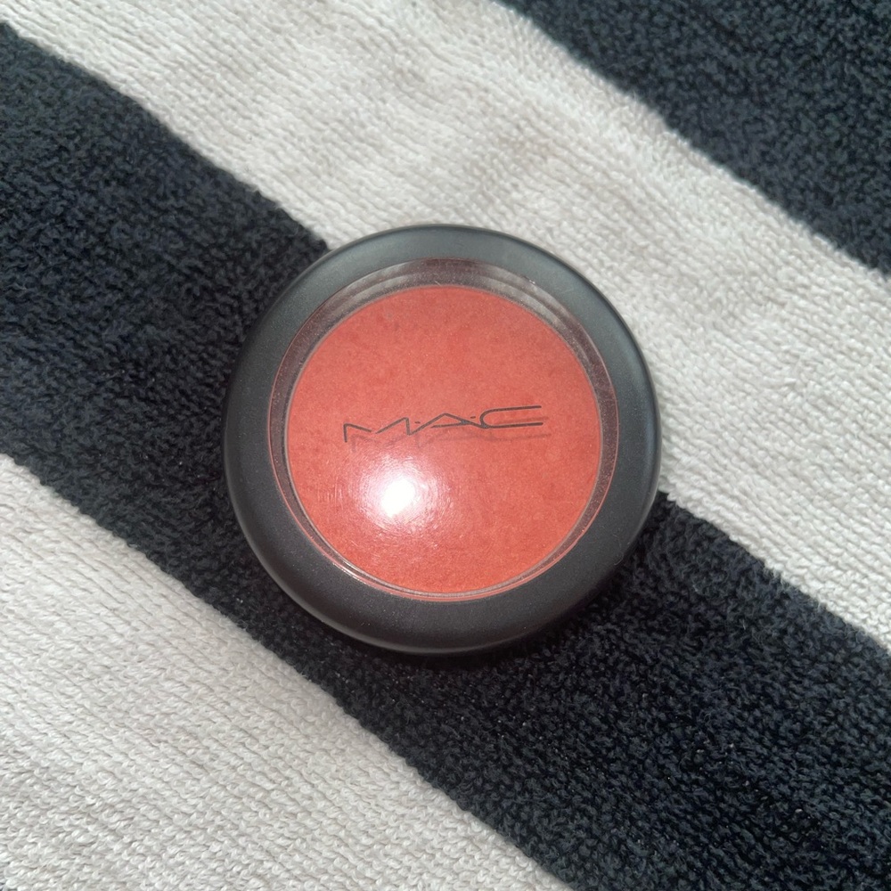 Authentic MAC Foolish Me Blush DISCONTINUED